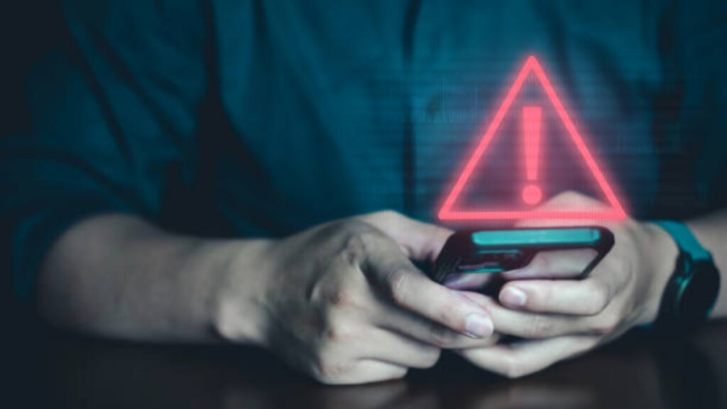 Un a mujer estuvo a punto de perder un millón de pesos tras transferirlos por error.