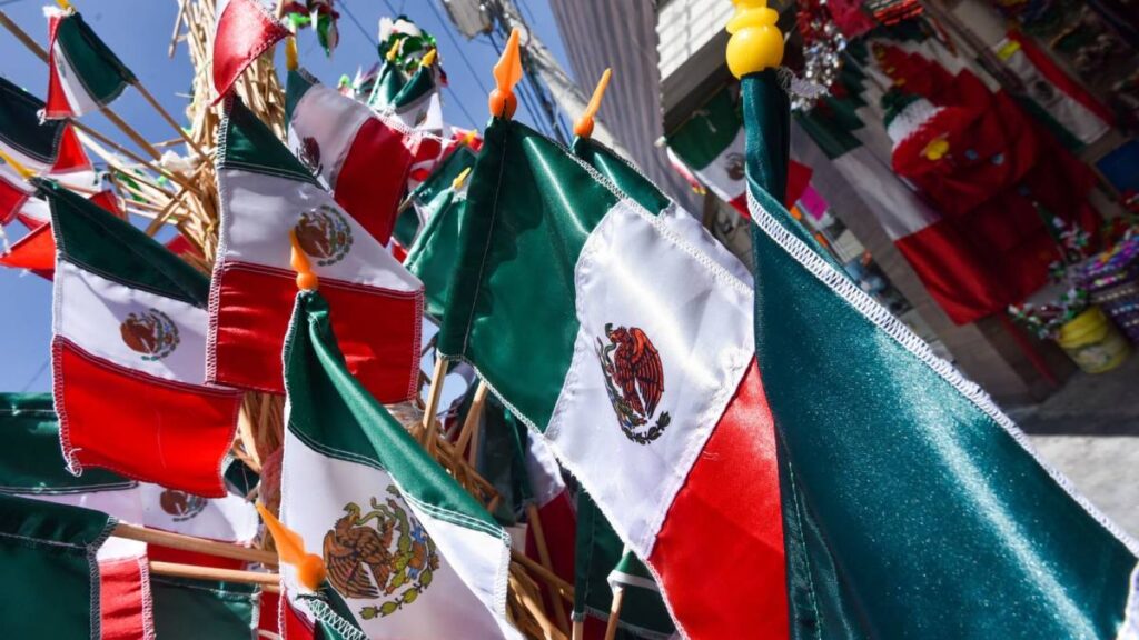 ¿Cómo deben pegarte por trabajar el 16 de septiembre?