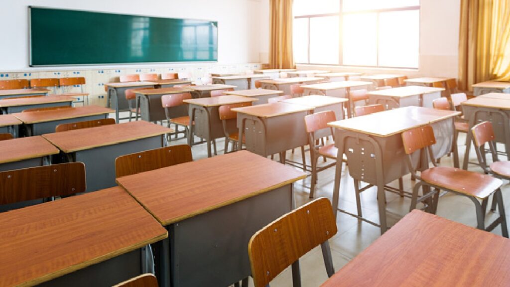 Suspenden clases en estos estados