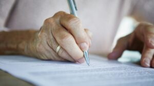 ¿Aún no tienes testamento? Conoce qué necesitas y cómo tramitarlo