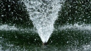 Megafuga deja sin agua a varias zonas de Acapulco; imágenes