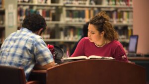 ¿Cuándo inicia la entrega de apoyo para transporte de mil 500 pesos a estudiantes en CDMX?