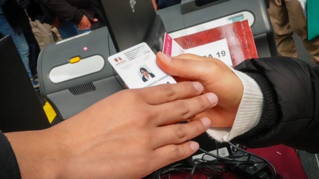 licencia permanente hasta cuando podra tramitarse