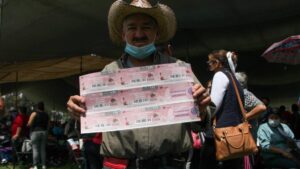 Mercomuna CDMX: ¿Quiénes recibirán 3 mil pesos en vales durante agosto?