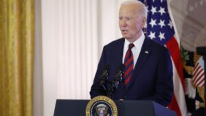 Cáncer de Joe Biden se extendió y es "muy doloroso", revela su hijo Hunter