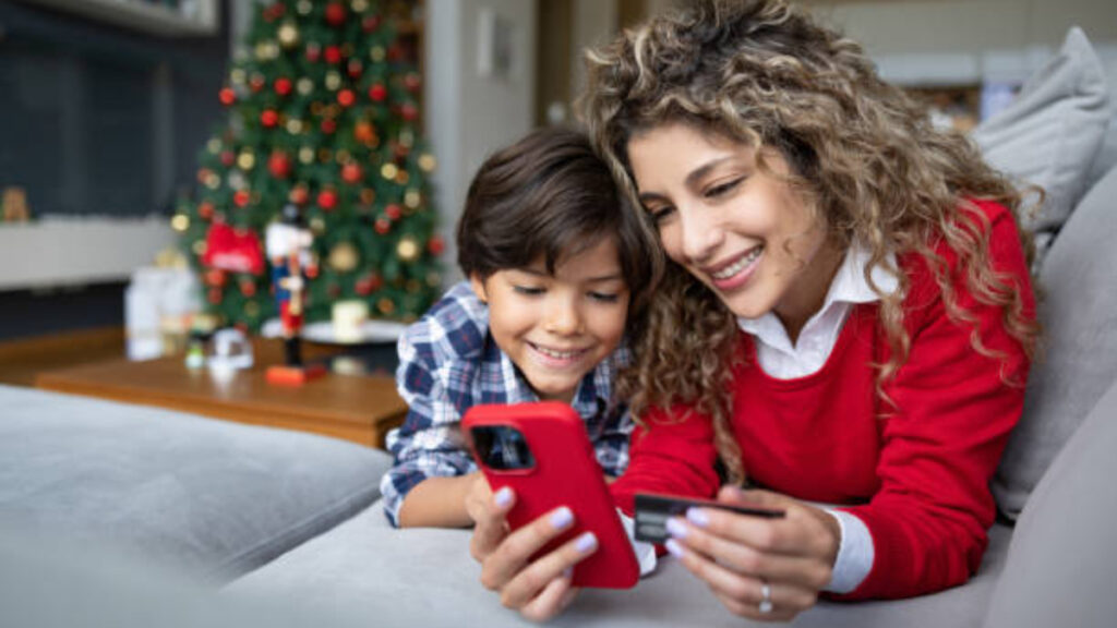 Cuida tu ecoonomía en las compras de diciembre. Getty Images
