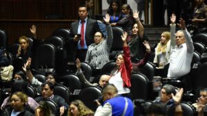 Inicia debate del Presupuesto 2026 con propuesta de recorte a seguridad