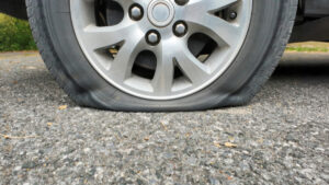 ¿Qué son las llantas runflat y por qué te convienen si se te ponchan?