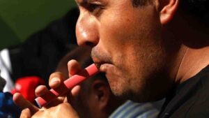 Vapeadores, equipararlos con el fentanilo es malversar el poder que les dio la mayoría