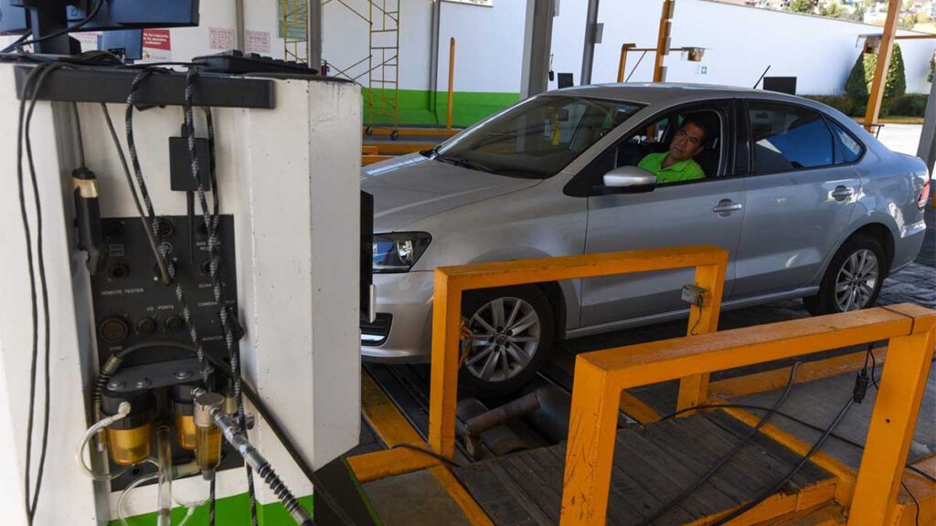 Verificación vehicular 2026: calendario en abril y fechas límite en Edomex y CDMX