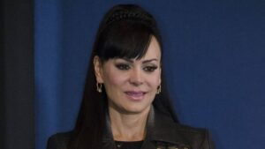 “Te pidió que protegieras a su hijo”: hermana de Julián Figueroa respalda a Maribel Guardia en pleito con Imelda Tuñón