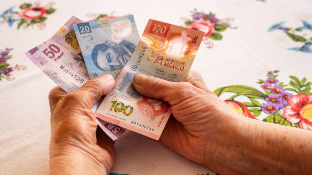 dinero pension becas