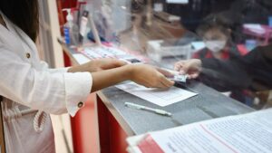 ¿Cuánto cuesta la licencia de conducir en Chihuahua durante noviembre 2025 con 40% de descuento?