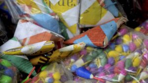 Cohete entra por ventana y provoca incendio en vivienda de Chilpancingo