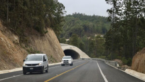 SICT difunde medidas para una conducción segura en carreteras este fin de año