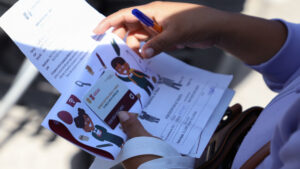 Cómo recoger la tarjeta Bienestar de forma extemporánea para recibir la Beca Rita Cetina