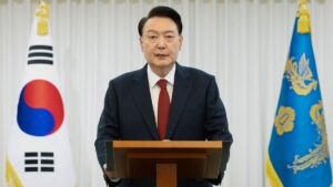 De nuevo, detienen al expresidente de Corea del Sur, Yoon Suk Yeol; temen destrucción de evidencia