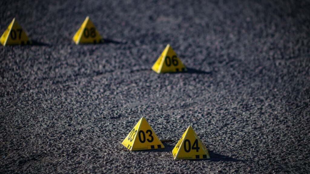 Un tiroteo en la colonia Narvarte, en la alcaldía Benito Juárez, dejó un muerto y dos heridos en un taller de motos.