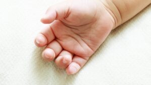Bebé abandonado en Tultitlán, en buen estado de salud; ¿cómo va la investigación de la Fiscalía?