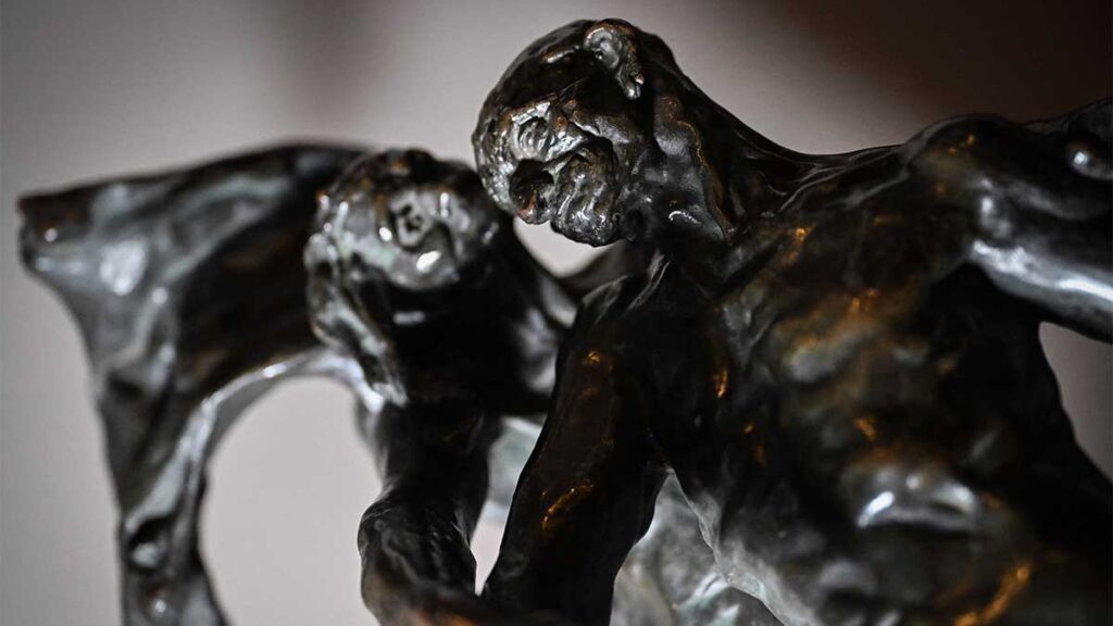 La escultura "L'Âge mur" de Camille Claudel que será subastada.