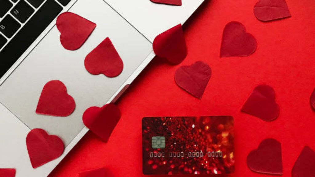 ¡Alerta por las estafas digitales por el Día del Amor y la Amistad!