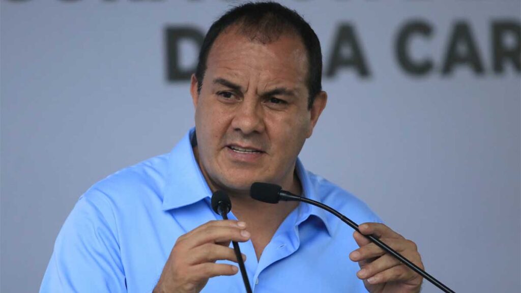 Buscan desafuero de Cuauhtémoc Blanco.