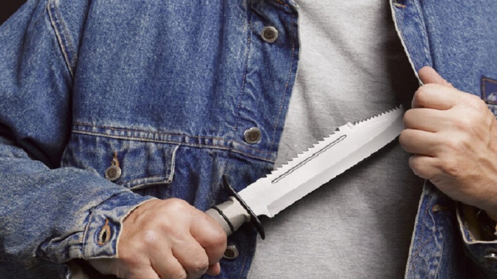 entra-a-robar-farmacia-en-cuernavaca-trata-de-quitarse-la-vida-pero-lo-someten