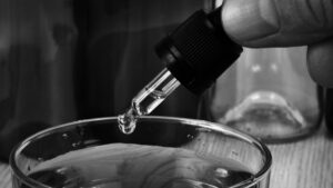 "Goteras” atacan en CDMX: qué drogas usan, cómo las suministran y qué pasa en tu cuerpo