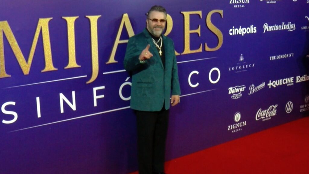 El cantante Mijares llevará su concierto sinfónico a las salas de Cinépolis los próximos 14, 15 y 16 de agosto.