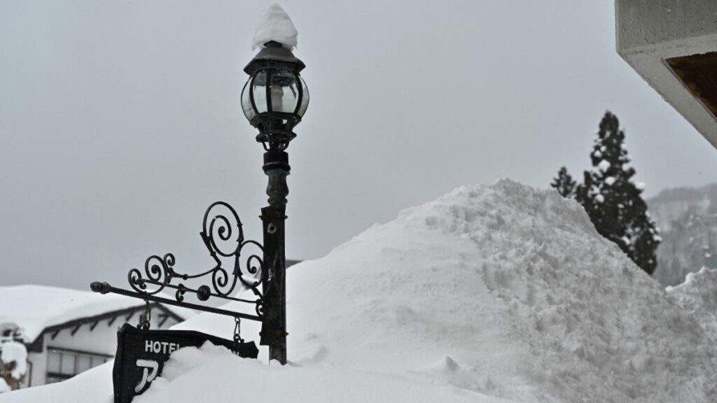 Se registran nevadas históricas en Japón.