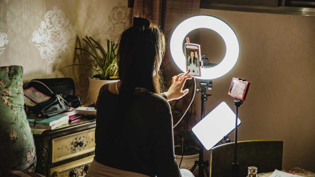quien es Paola farias influencer funada por lucrar con viveres