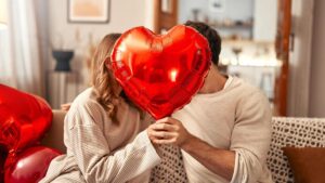 ¿Hasta una hamburguesa por un beso? Conoce las promos que te podrás encontrar para este 14 de febrero