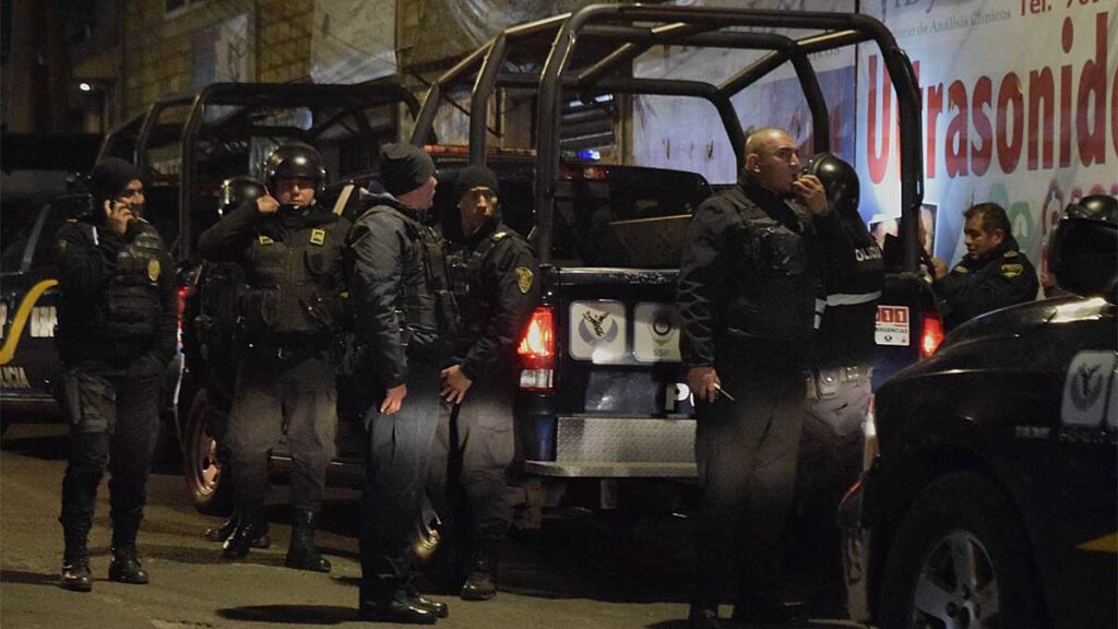 Autoridades investigan balacera en la Alcaldía Tláhuac.