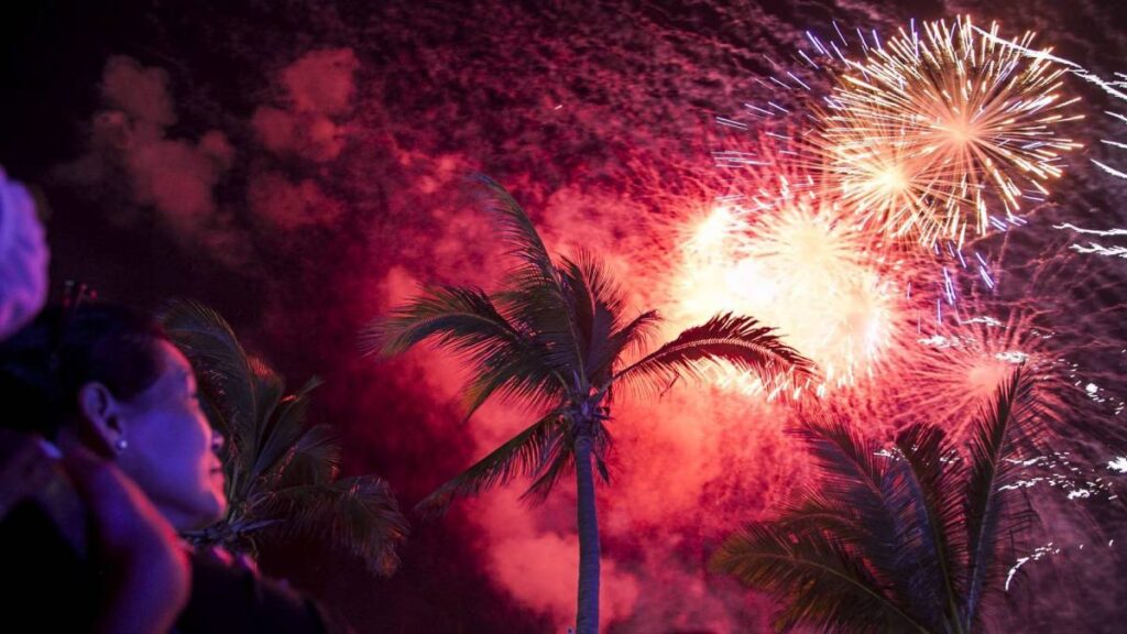 Con pirotecnia cerró jornada el Carnaval de Mazatlán