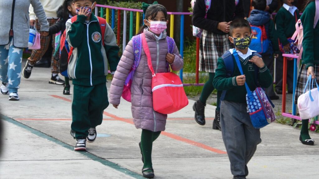 ¿Por qué no hay clases mañana miércoles 28 de marzo de 2025?