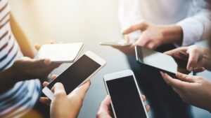 Que no te estafen: CRT advierte sobre llamadas falsas para vincular tu celular