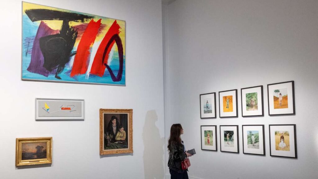 Salud mental y enfermedades crónicas: suizos recetan visitas a museos y jardines