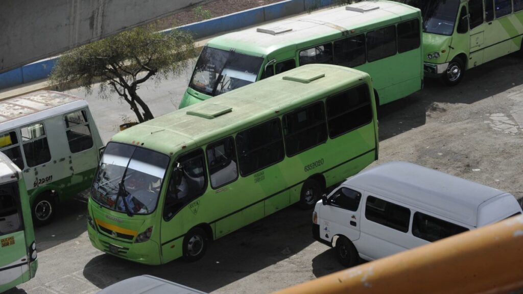 Un camión de transporte público dejó dos lesionados en Tláhuac. Cuartoscuro/Ilustrativa