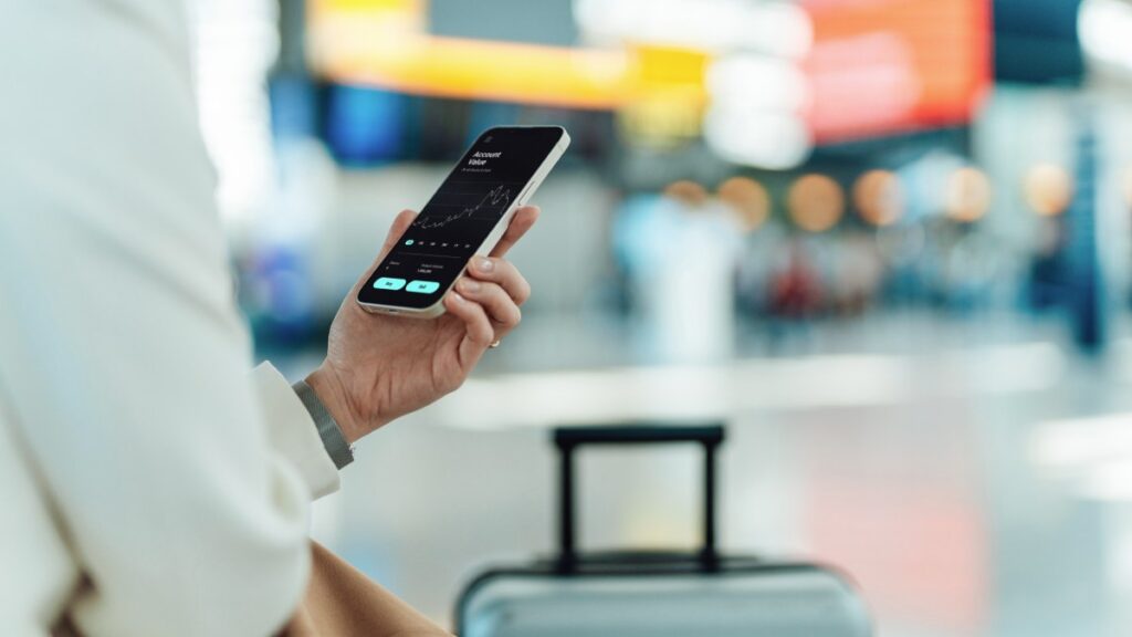 La CBP puede revisar celulares y computadoras a quienes ingresen o salgan de Estados Unidos