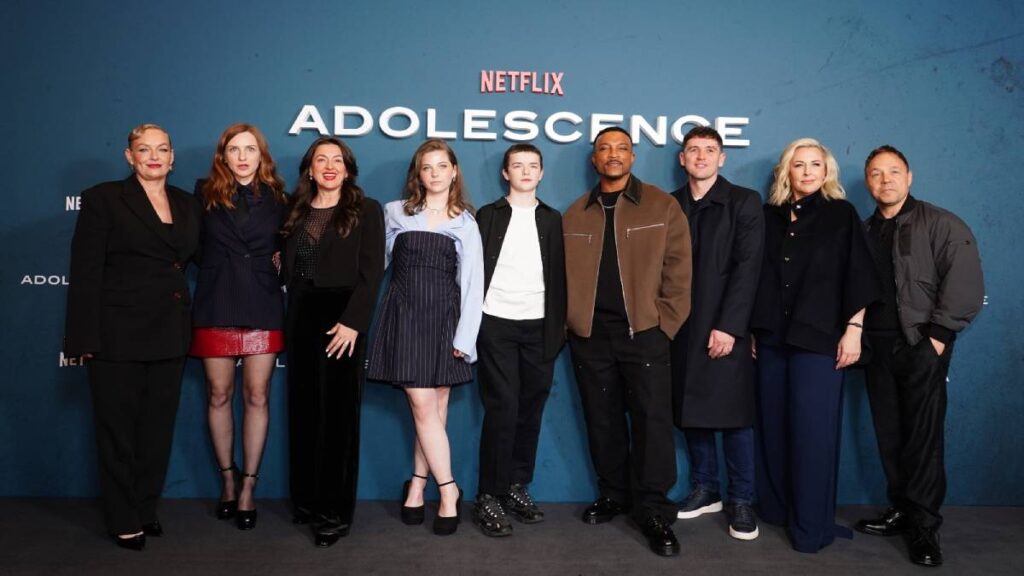 La serie “Adolescencia” se difundirá en centros de enseñanza secundaria de Reino Unido, ¿por qué?