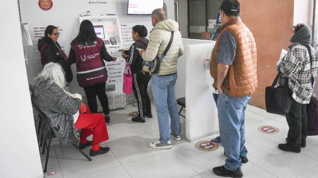 Paga tu refrendo para aprovechar descuento a la tenencia.