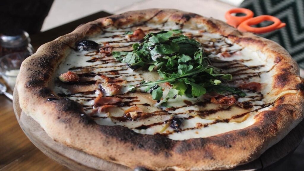 Pizza trattoria grata