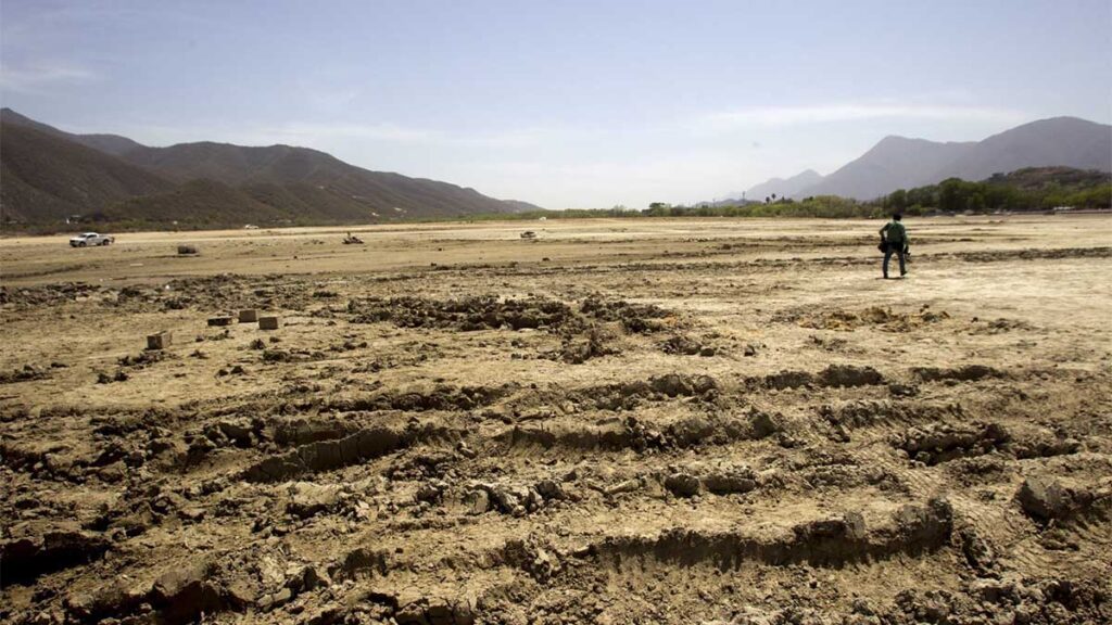 Podría usarse el agua de las presas de N.L. para pagar la deuda.