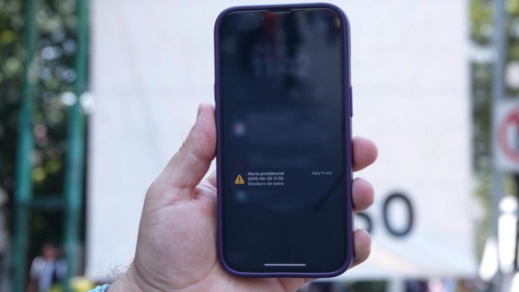 ¿No recibiste la alerta sísmica durante el Simulacro Nacional 2025 en CDMX? Ve la razón y qué debes hacer ante un ejercicio similar.
