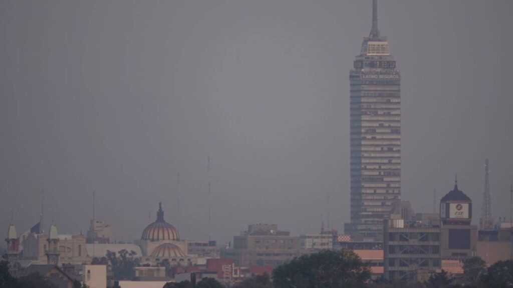 Contingencia seguirá, reportan mala calidad del aire.