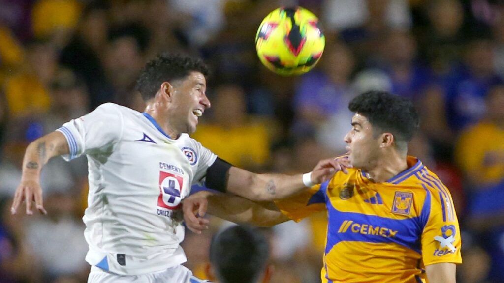 Cruz Azul y Tigres juegan la vuelta de la semifinal de la Concachampions el jueves,checa los detalles.