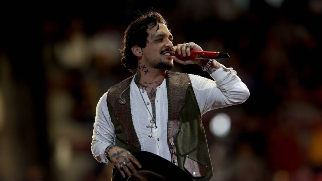 Christian Nodal en concierto.