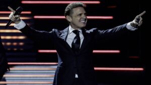 Reportan que Luis Miguel está en la CDMX tras rumores de haber sido hospitalizado