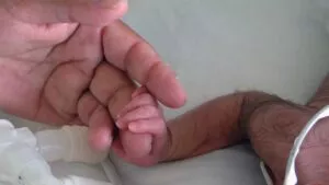 AimeP3 presenta por primera vez a su bebé; fans celebran su nueva etapa