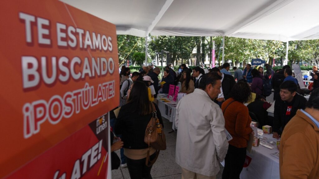 México alcanzó en marzo los 59.7 millones de empleos, medio millón más que en febrero